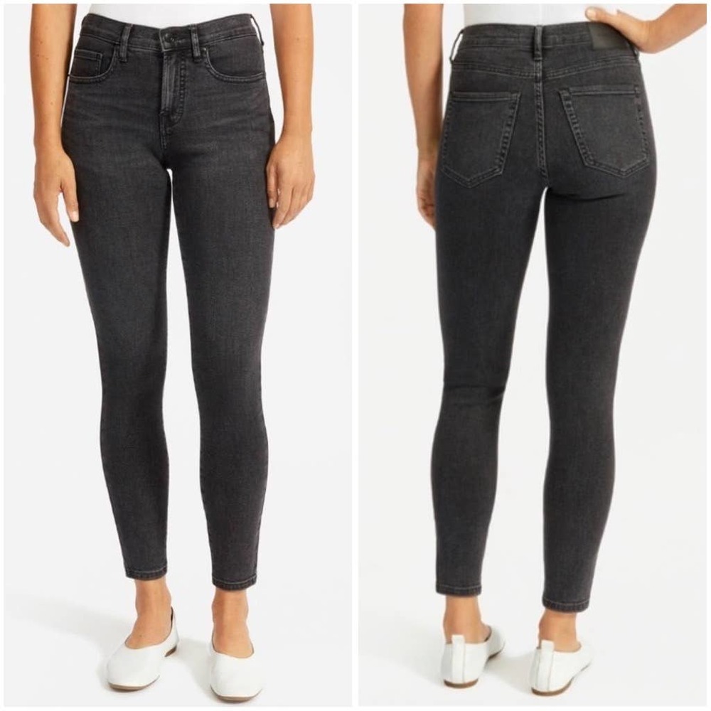 Everlane Authentic Stretch Mid Rise Skinny Jean in Washed Black